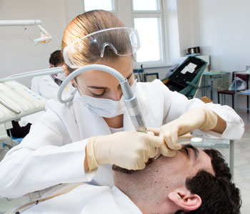 Benefits of IV sedation dental care in Fort Lauderdale, FL